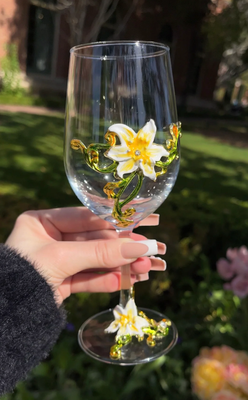 Tiana Wine Glass